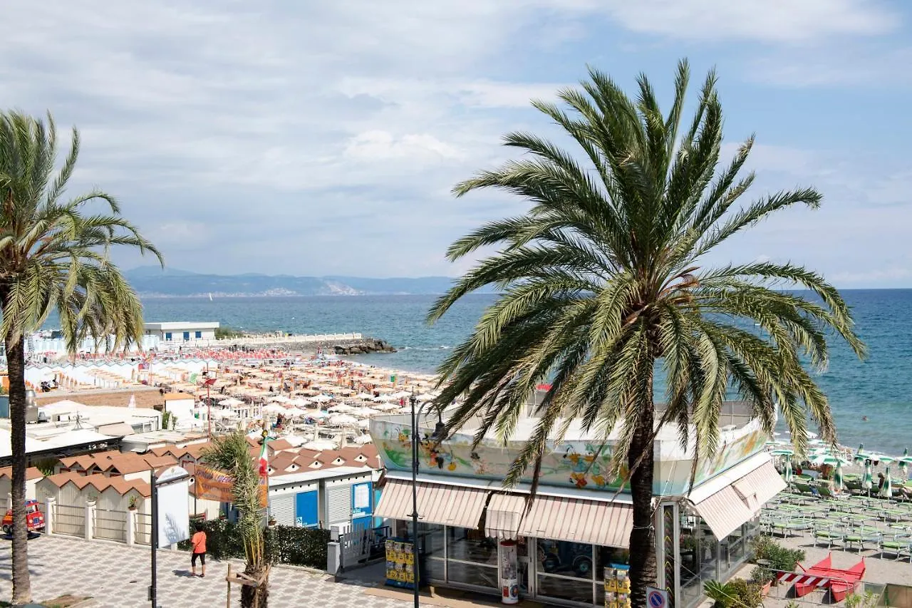 Albium Hotel Albenga
