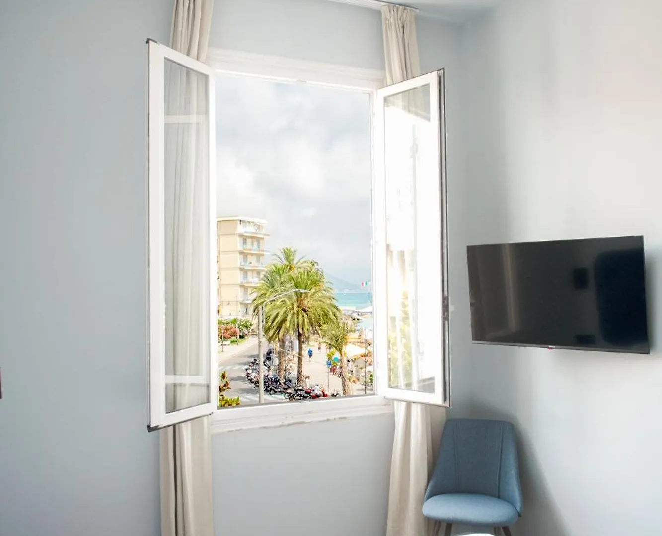 **  Albium Hotel Albenga Italien