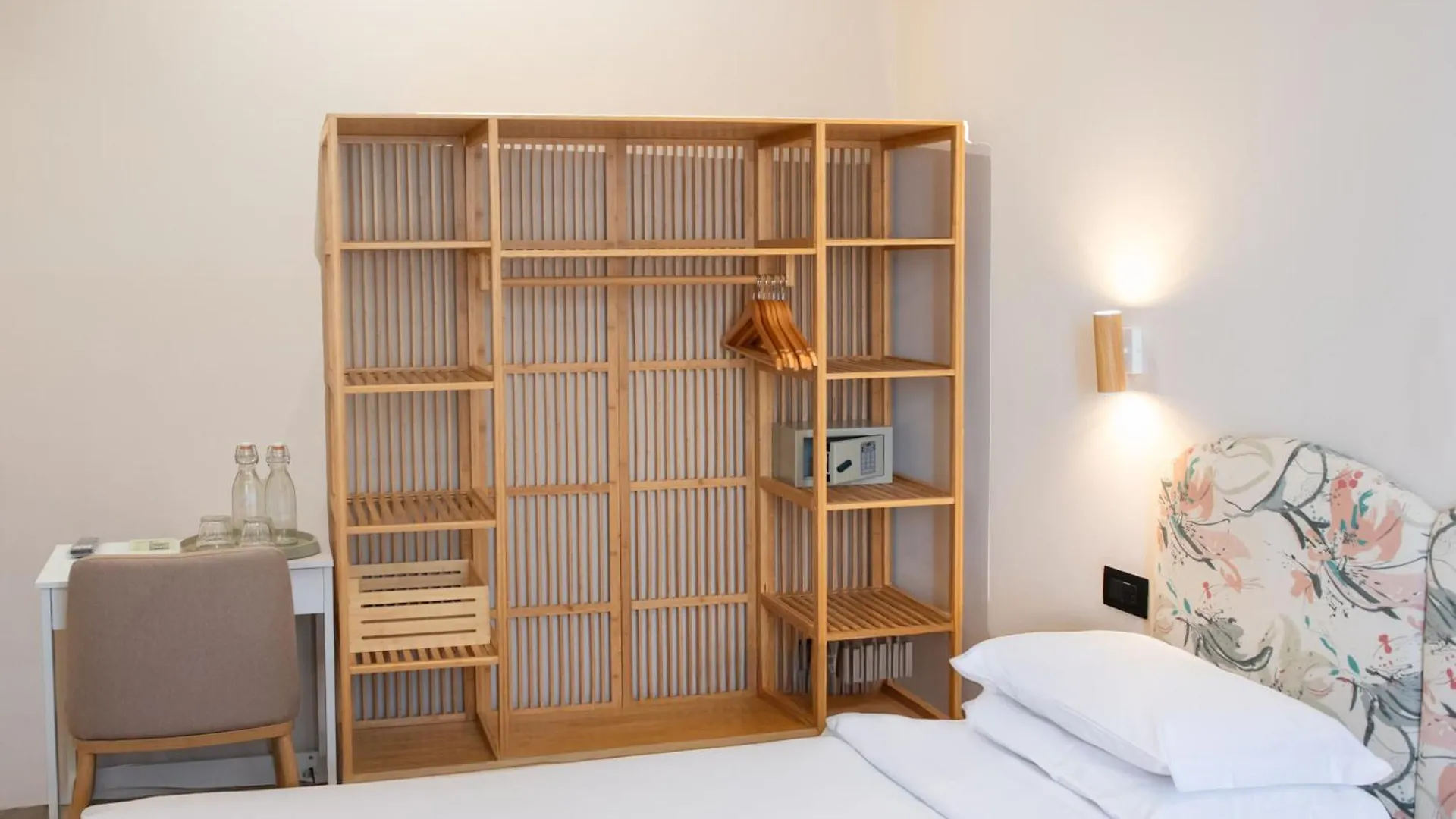 Albium Hotel 알벤가 2*,  이탈리아