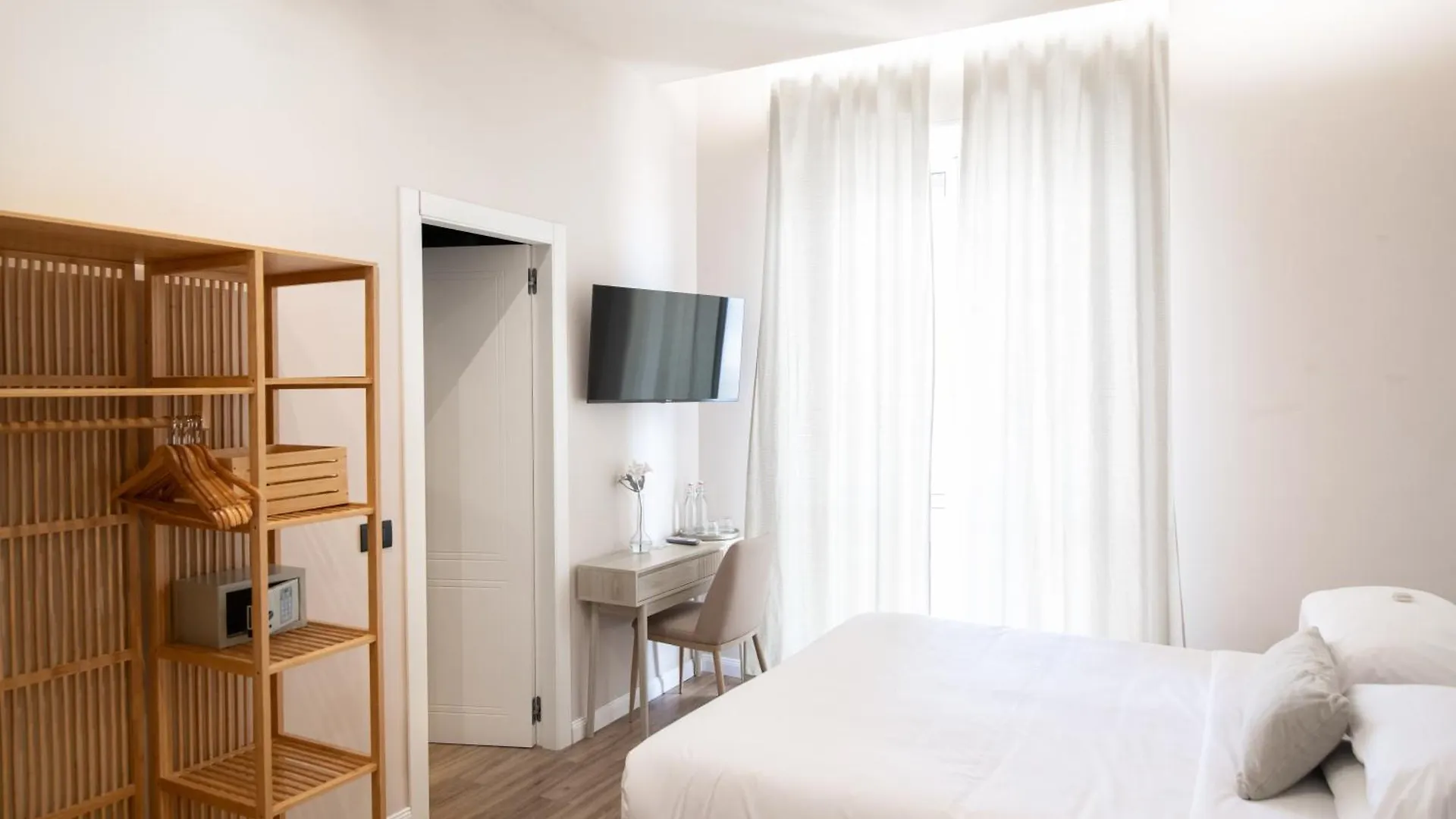 **  Albium Hotel 알벤가 이탈리아