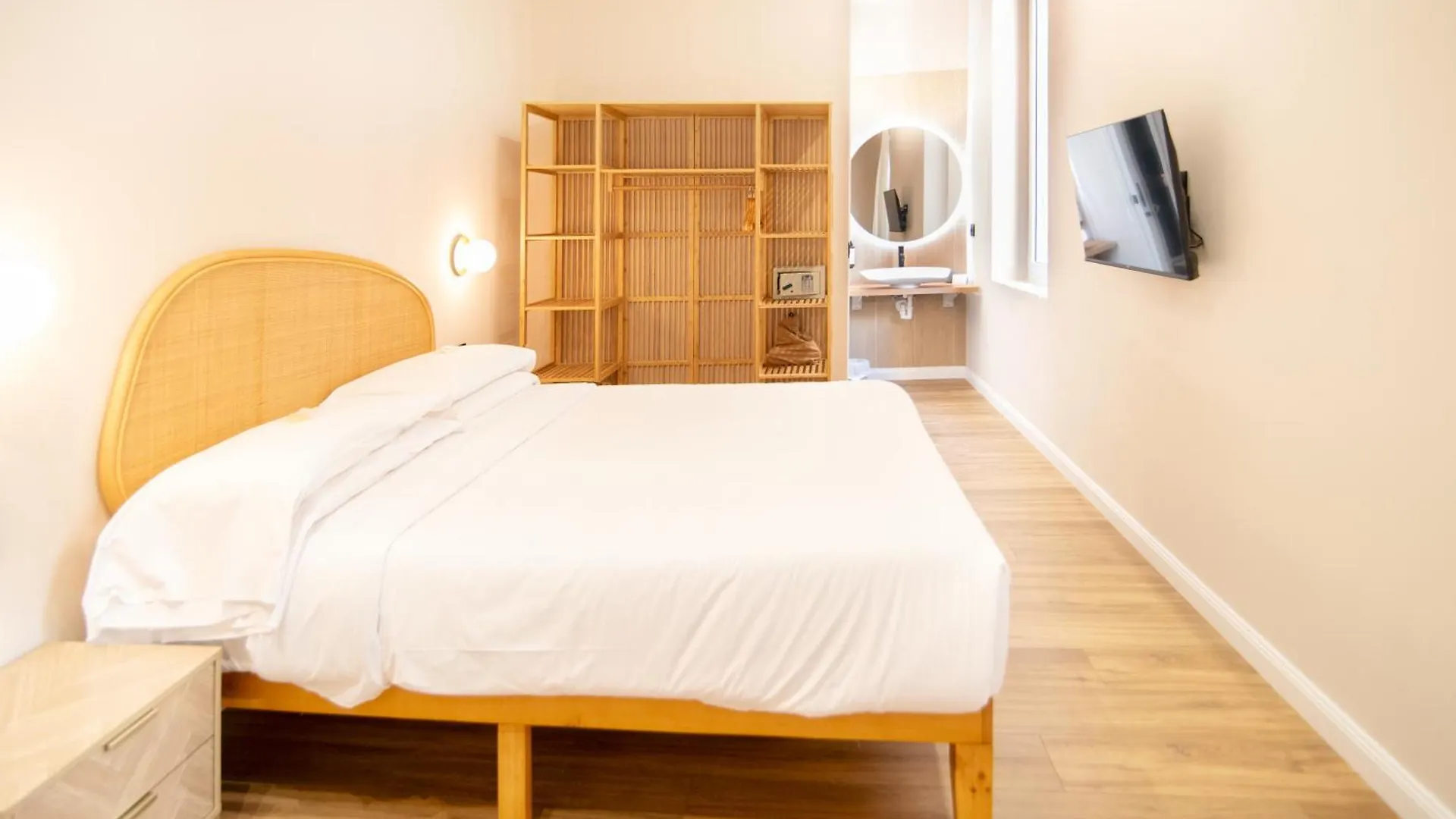 אלבניה Albium Hotel